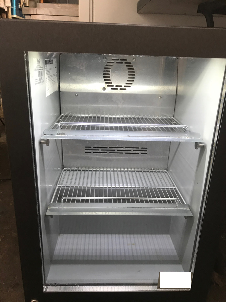 GKS 220-84 Kühlschrank.Getränke Kühlschrank mit Glastüre und Beleuchtung.Coca Cola 